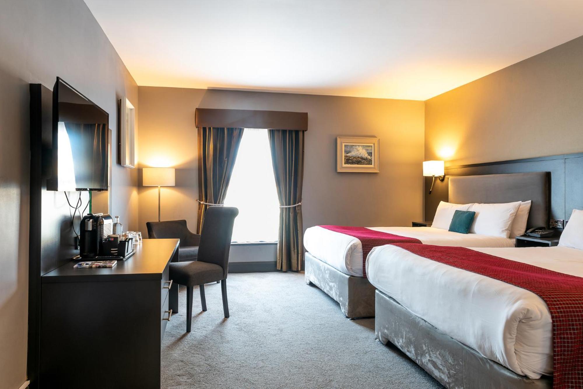 Cliffs Of Moher Hotel Liscannor Eksteriør bilde